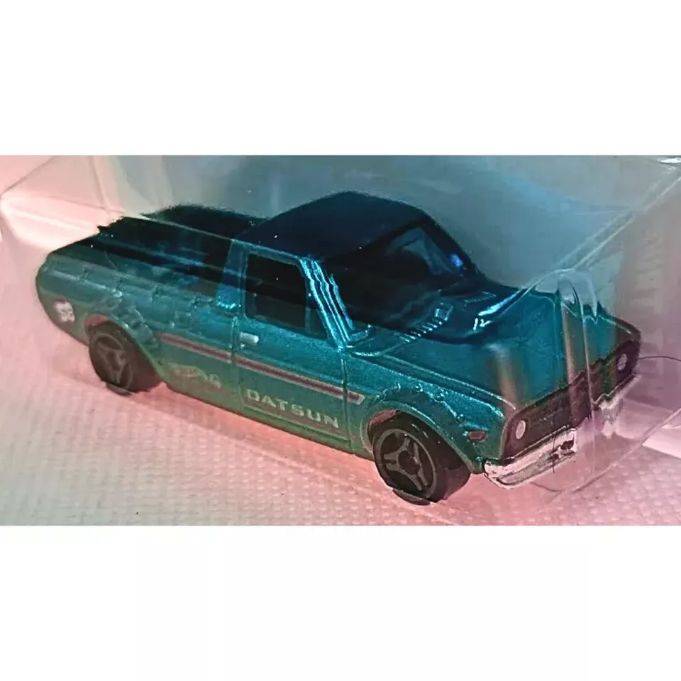 HWL2593- 2025 Hot Wheels 1975 Datsun Sunny Truck (B120)